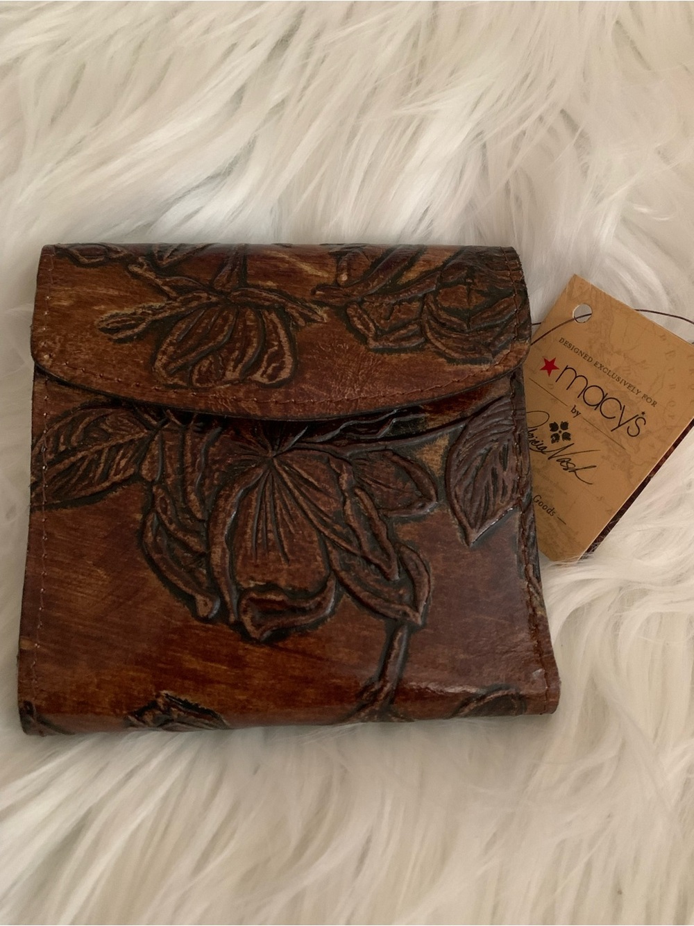 PATRICIA NASH ladies tooled leather bi fold bark leaves “Reiti” wallet NWT